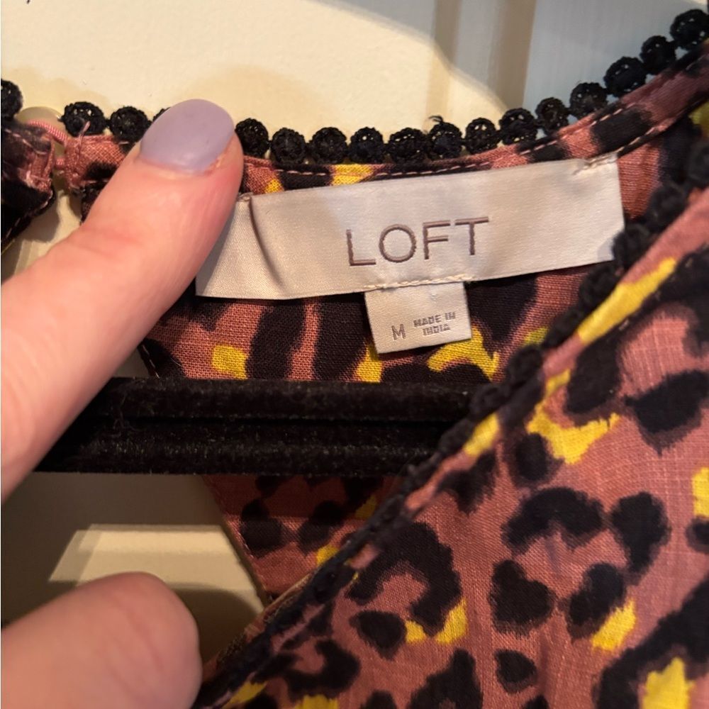 LOFT Pink Leopard Print Flutter Sleeve Blouse wit… - image 4